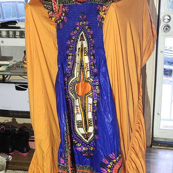 Lapagèe Multicolor Patterned Top - Picture 2 of 4